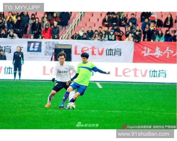 足球明星私下搞笑瞬间大揭秘让你笑翻天的趣味照片合集